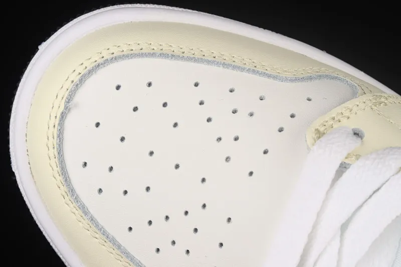 All categories Air Jordan Jordan series basketball shoes Air Jordan 1 Mid Air Jordan 1 Mid AJ1 Joe 1 white apricot milk coconut cream China basketball shoes BQ6472-121